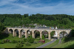 RABe 526 728  Läufelfingerli  überfährt am 22. Mai 2016 das Rümlinger Viadukt an der alten Hauensteinlinie.