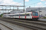 ABt NPZ Domino 50 85 39-43 864-0, auf der S29, fährt am 10.06.2024 beim Bahnhof Rupperswil ein.