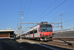 NPZ 560 Domino, auf der S 29, fährt beim Bahnhof Rothrist ein. Die Aufnahme stammt vom 11.08.2016.