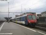 RBDe 561 002-7 verlsst am 26.11.09 Rapperswil als Regio in Richtung Linthal.