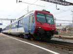 SBB - Regio nach olten mit dem triebwagen RBDe 4/4 561 005-0 in Langenthal am 12.03.2011