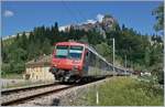 Noch fahren die Kolibri NPZ RBe 562 und somit die SBB EW I im internationalen Verkehr, als TGV Anschlusszug Neuchâtel - Frasne.