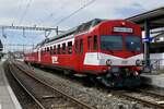 Ein weiterer Zwischenzug auf der Jubiläumsfahrt mit dem RBDe 566 I 222 war am 27.4.24 im Bahnhof Murten.