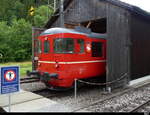 ZMB - Blick vom Bahnhof auf die Remise mit dem BDe 4/4 92 der ZMB von Sihlwald am 26.06.2022