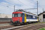 RBe 540 074-2 aus dem Jahre 1965 vom Verein Depot und Schienenfahrzeuge Koblenz steht auf einem Nebengleis beim Bahnhof Sissach. Die Aufnahme stammt vom 14.04.2018.