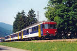 Oensingen Balsthal Bahn/OeBB.
Der ehemalige RM Pendelzug bestehend aus dem Hochleistungstriebwagen BDe 4/4ll 576 250 mit B 551 und ABt 991 wurde im Jahre 2005 durch einen  nigelnagelneuen  RBe Pendelzug ersetzt.
Der ehemalige SBB RBe 540 019-7 mit AB EW II 505 und BDt EW I 905 wurde bei der Ankunft in Oensingen sowie auf seiner ersten Fahrt nach Balsthal noch mit SBB-Anschrift verewigt.
Foto: Walter Ruetsch