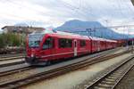 RhB ABe 8/12 Allegra 3514 mit Steuerwagen Bt 52 803 in Samedan am 16.09.2018.