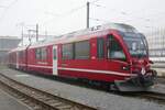 Allegra ABe 8/12 3514  Steivan Brunies  der RhB am 13.11.22 beim Bahnhof Chur abgestellt.