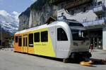 Der zweite Zugteil des Be 4/6 101  Eiger  der am 13.5.24 auf dem Bahnhofplatz Lauterbrunnen steht.