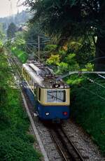 Schweizer Zahnradbahn Montreux-Glion mit einem Zahnradwagen der Reihe Bhe 2/4  Datum: 19.05.1986