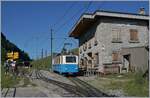 Bild 2 führt den Betrachter an einem prächtigen Sommertag in Gebirge, nach Jaman, zur Rochers de Naye Bahn, wo gerade der Bhe 2/4 207 im Bahnhof den Gegenzug abwartet. Der Bhe 2/4 war im Rahmen des  Rochers de Naye-Laufes im Einsatz. 

1. Juli 2018