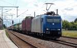 185 535 der Crossrail zog am 19.06.11 einen Containerzug durch Niemberg Richtung Magdeburg.