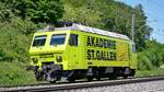 EDG 446 018-4 als Lokzug in Richtung Basel unterwegs bei Schinznach-Dorf am Nachmittag des 17.05.2020.