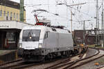 HUPAC ES 64 U2-101 (182 601-5) in Bremen 15.11.2022