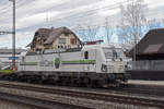 Siemens Vectron 476 452-8  durchfährt den Bahnhof Rupperswil. Die Aufnahme stammt vom 13.03.2020.