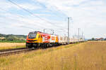 Die Br 2019 318 von railCare mit dem Wasserzug aus Brig in Schüpfen Richtung Lyss.