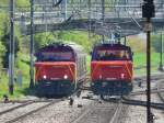 SBB -  Rangierloks 923 010-3 mit Gterwagen und 923 019-4 bei Ausbildungsfahrt fr SBB Personal in Gossau am 08.05.2013