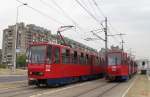 Zwei KT4YU-Tandemgarnituren im Stadtteil Novi Beograd Blok 24.(13.09.2012)