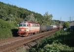 230 001-0 ČD-Cargo mit einem Gterzug vor Bratislava-Lamač; 06.09.2012