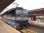 BR 363 146-2 im Bahnhof Kosice/Kaschau mit Os 7203/R5313 nach Fzesabony ber Hidasnemeti.