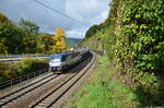 Hier nochmal ZSSK Cargo 383 208-6 mit ihrem Ganzzug aus leeren Autotransportwagen auf Bergfahrt an der Geislinger Steige