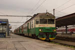 Kosice am 23. April 2019. Die Zuglok vom Zug aus Cierna n. T. war am heutigen Tag 460 042-5. Der alte Triebzug war noch fast wie in den 80er Jahren unterwegs. Alte Ledersitze, Alugepäckträger usw.. . Lediglich die Toiletten waren etwas modernisiert. Aber das Fahrerlebnis war einfach unbezahlbar! 