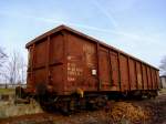 Eanos,3156(SK-ZSSK)5376033-2 wurde am Rieder Bahnhof von seiner Rundholzstammladung befreit;120129