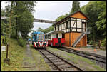 TU 29 2003 der historischen Schmalspurbahn in Kosice war am 27.06.2023 mit einem Sonderzug der IPA Kreis Steinfurt e. V. im Einsatz. Hier rangiert die Lok im Ausgangsbahnhof Cermel an die Zugspitze.
