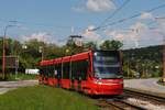  ForCity 29T 7409 bei der Ausfahrt aus der Zwischenendstelle Karlova ves. (01.06.2019)