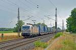 383 215 der Budamar führte am 27.06.23 einen LKW-Walther durch Wittenberg-Labetz Richtung Dessau.