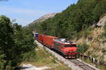 363 038 mit dem 42003 (Soroksári út rendező-Koper tovorna) bei Hrastovlje 11.9.20