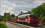 SŽ 363-009 zieht Güterzug durch Maribor-Tabor Richtung Norden. /8.8.2014