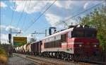 SŽ 363-036 zieht Güterzug durch Maribor-Tabor Richtung Norden. /4.11.2014