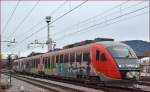 SŽ 312-131 fährt durch Maribor-Tabor Richtung Maribor Hauptbahnhof.