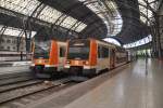 BARCELONA (Katalonien/Provinz Barcelona), 01.06.2015, zwei Triebzüge der Baureihe 450 in der Estació de França 
