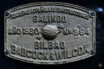 Das Herstellerschild auf der 1930 gebauten Dampflokomotive 3306 (231-2006), so gesehen Anfang November 2022 im Eisenbahnmuseum Madrid.