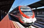 Hier 465 022-2 als R17105 von Madrid Chamartin nach Alcobe S.S./Reys, dieser Triebzug stand am 11.3.2012 in Madrid Chamartin.