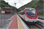 Bis Puente de los Fierros am Fuss des Gebirges reicht der S-Bahn Bereich von Ovijedo und Gijón.