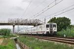 Nachschuss auf den Intercity nach Valencia mit den Talgo 6 Wagen.

Viladecans 19.06.2024