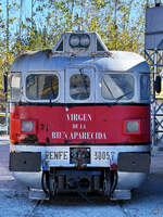 Die 1969 gebaute Diesellokomotive Talgo/Renfe 3005T (353-005) war Anfang November 2022 im Eisenbahnmuseum von Katalonien ausgestellt.