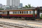 บทพ. 5 (บทพ. =BVS./Bogie Van & Second Class) am 02.Mai 2024 in der Hua Lamphong Station.