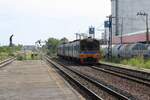 ORD 280 (Ban Klong Luek Border - Hua Lamphong) mit dem THN 1133 als erstes Fahrzeug fährt am 05.Dezember 2024 in der Preng Station ein.