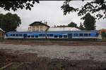 CD 844 021-6 wendet am 11.August 2018 im Bahnhof Roznov pod Radhostem vom Os 3907 von Kojetin auf den Os 3910 nach Kojetin.