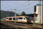 Trilex Desiro 642340 fährt hier aus Decin Altstadt kommend am 9.6.2024 um 16.56 Uhr in den Hauptbahnhof von Decin ein.