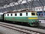 ČD 141.018 im Bahnhof Praha hlavní nádraží, fotografiert am 13.12.2017