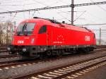 BB Taurus III 1216 239-4 (ES64U4) auf dem Hauptbahnhof Prag am 27.11.