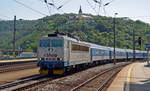362 081 erreicht mit dem R 611 aus Cheb den Bahnhof Usti n.L.. Hier wird sie den Zug an eine Lok der Reihe 151 übergeben, welche den Rychlik bis Prag bringt. Fotografiert am 14.06.19.