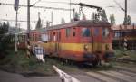 Am 7.10.1992 fuhr Altbau Triebwagen 830171 als Zug 21010 um 13.06 Uhr aus Decin
nach Chomutov.