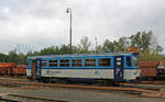 Der 809 208 pendelt derzeit ständig zwischen Kralupy und Neratovice, hier ist er am 10.10.2017 gerade als Os 19519 angekommen und fährt in nur 3 Minuten zurück an die Moldau.