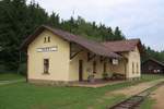 Ehemalige Aufnahmsgebäude des JHMD-Bahnhof Hurky am 05.August 2018.